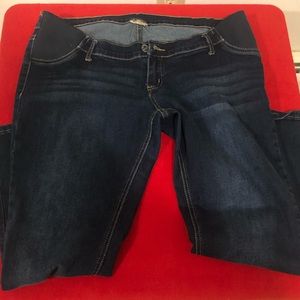 Woman’s maternity stretch jeans size xl